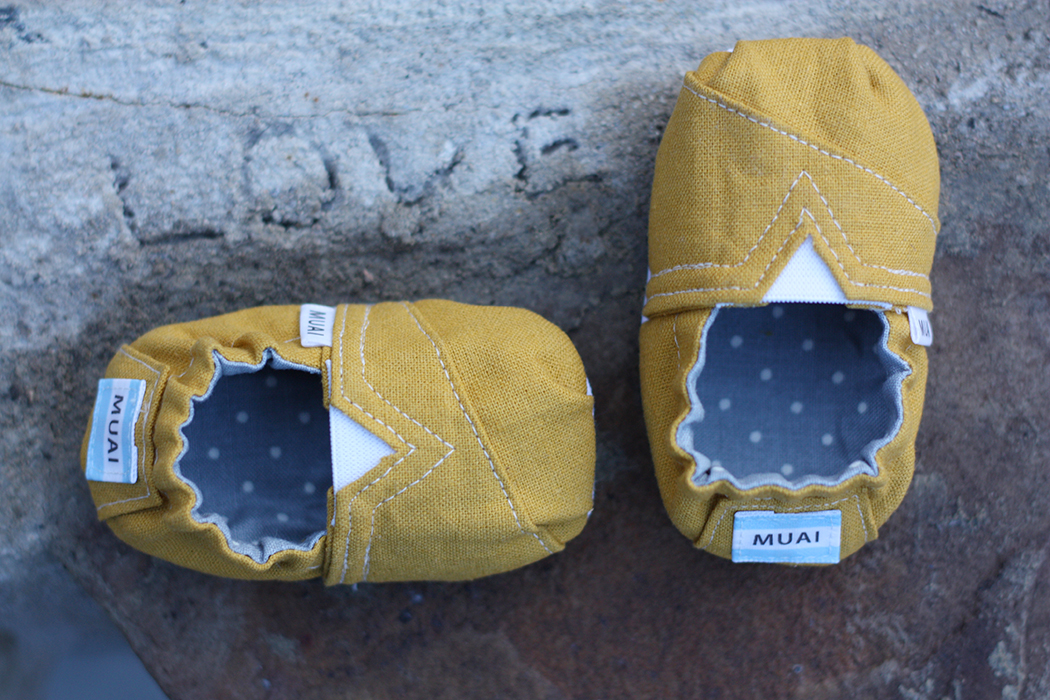 toms baby boy shoes